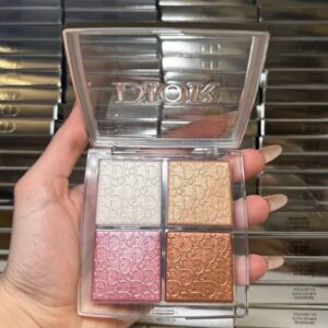 Cosmetic pallet