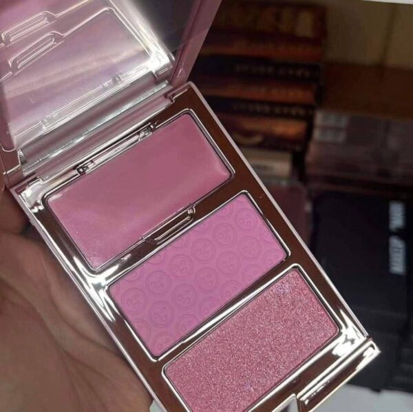 High end makeup pallet - Image 6