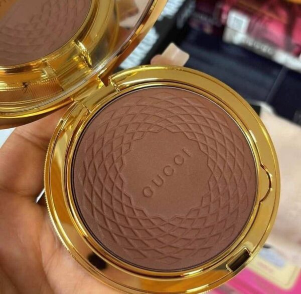 High end makeup pallet - Image 3