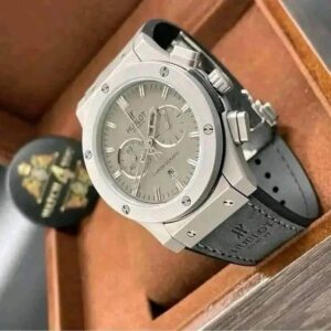 Mix watches pallet