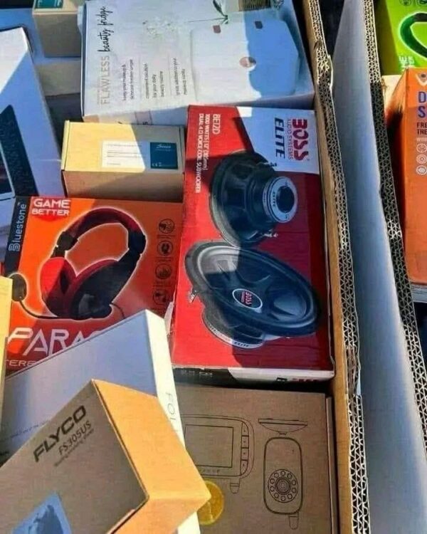 Mixed electronics - Image 2