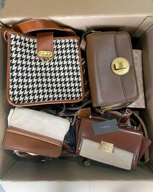 Ladies handbags - Image 5