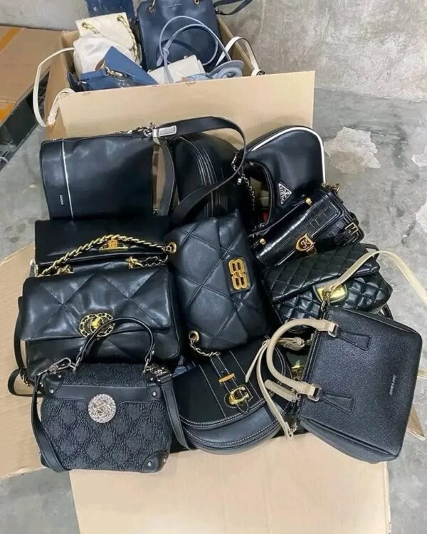 Ladies handbags - Image 2