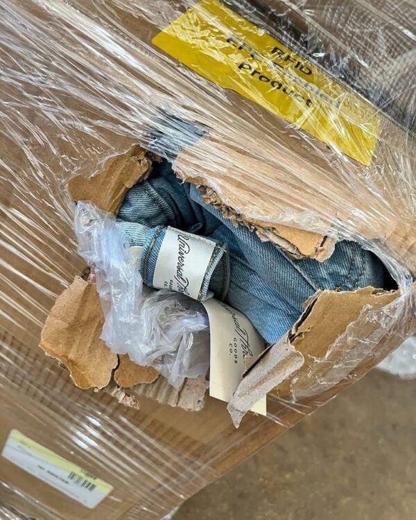 Mixed clothing - Image 10