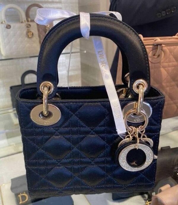 Female handbag - Image 4