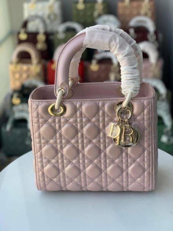 Female handbag - Image 2