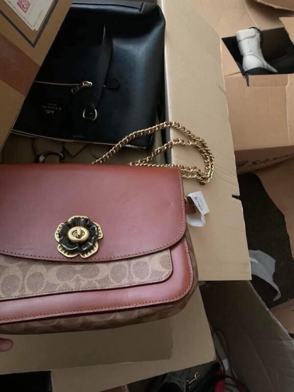 Female handbags and purses - Image 2