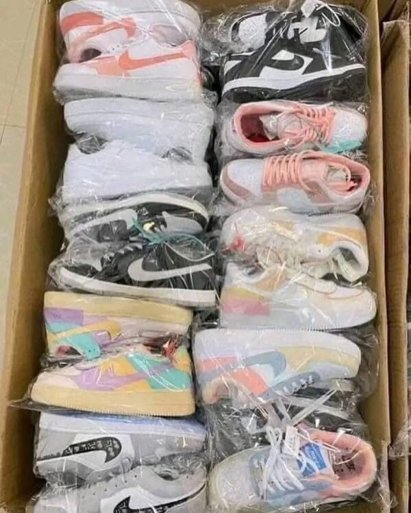 Nike shoes - Image 2