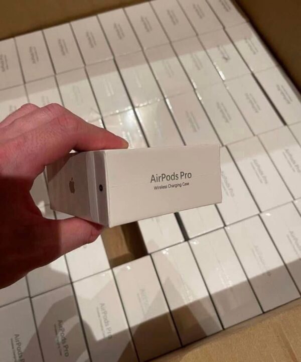 AirPods - Image 4