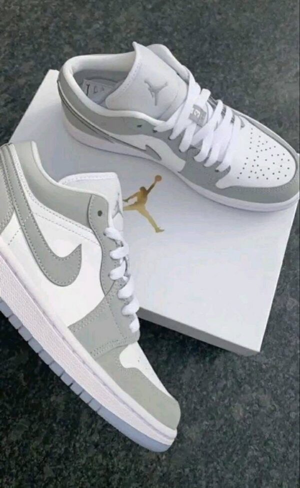 Mixed sneakers - Image 4