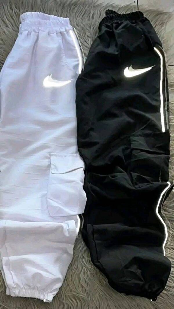 Mixed clothes - Image 2