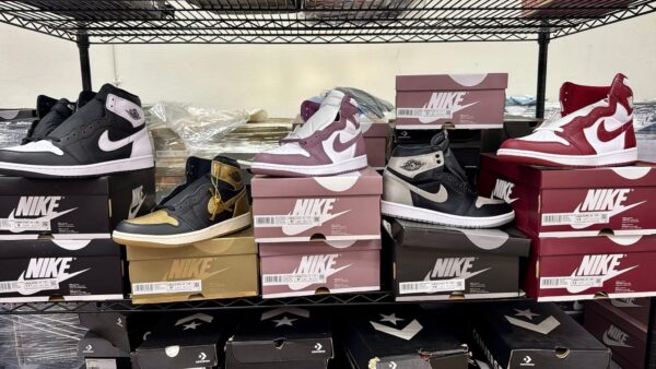 Nike Jordan - Image 10