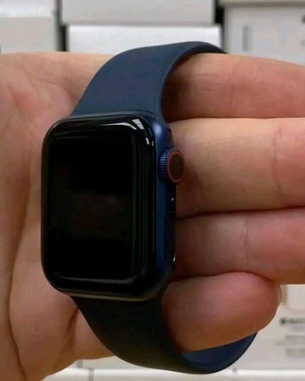 Apple Watch - Image 3