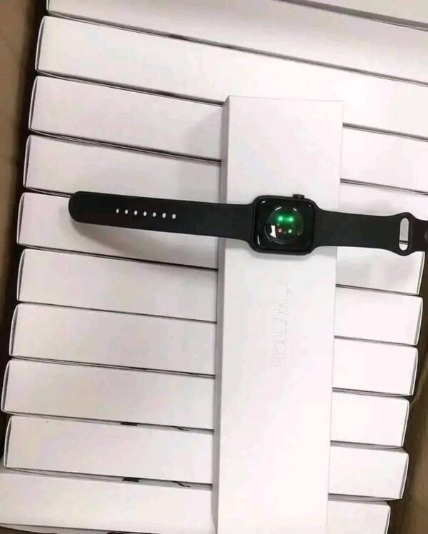 Apple Watch - Image 2