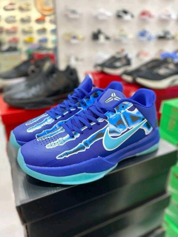 Nike trainers - Image 5