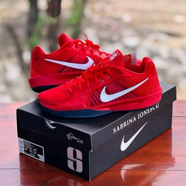 Nike trainers - Image 3