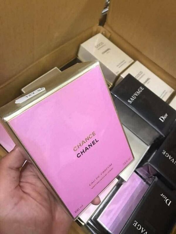 Perfume - Image 3