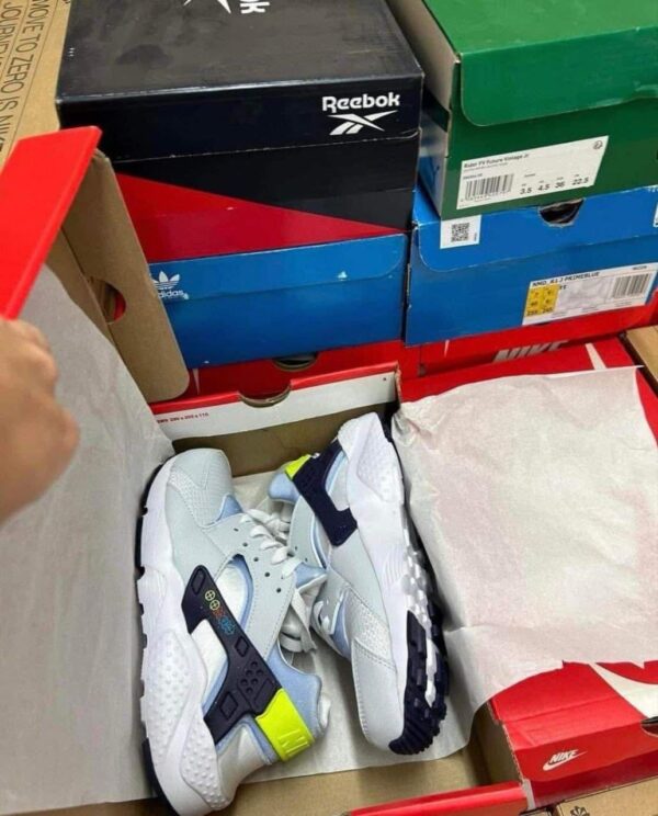 Mixed shoes - Image 3