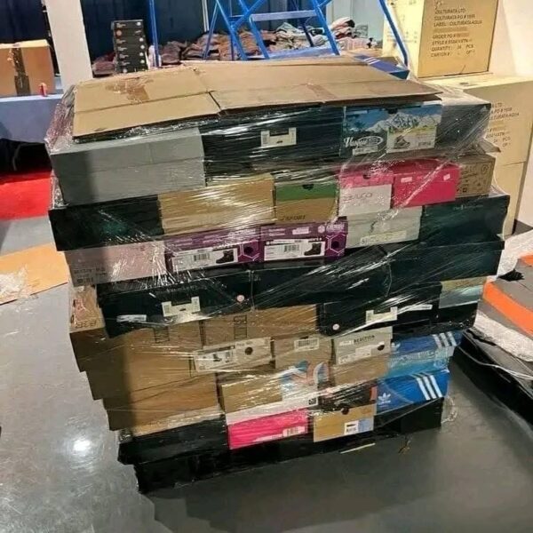 Mixed shoes