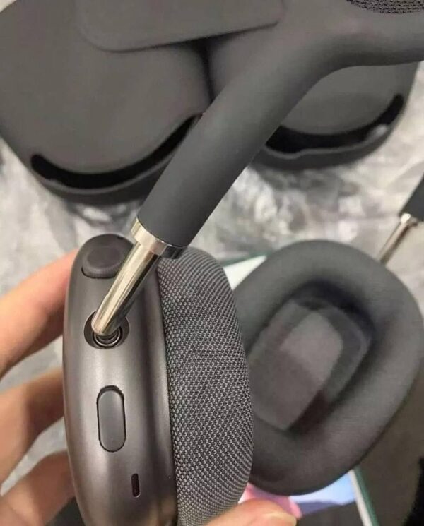 AirPods - Image 2