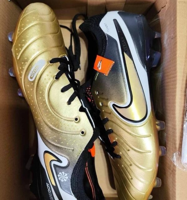 Soccers cleat - Image 8