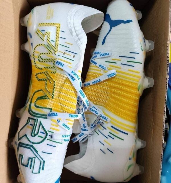 Soccers cleat - Image 6
