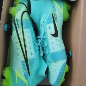 Soccers cleat