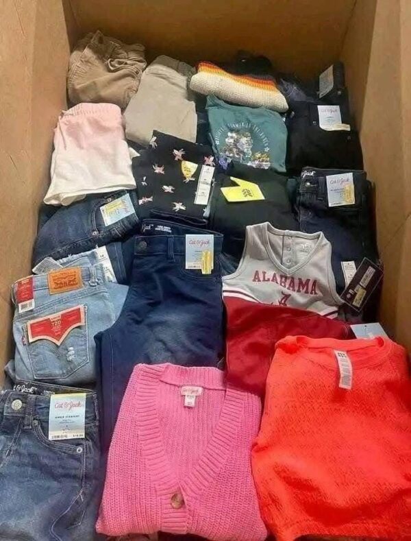 Kids clothes - Image 2