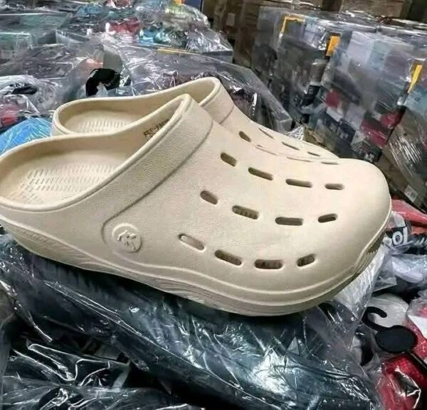 Crocks - Image 6