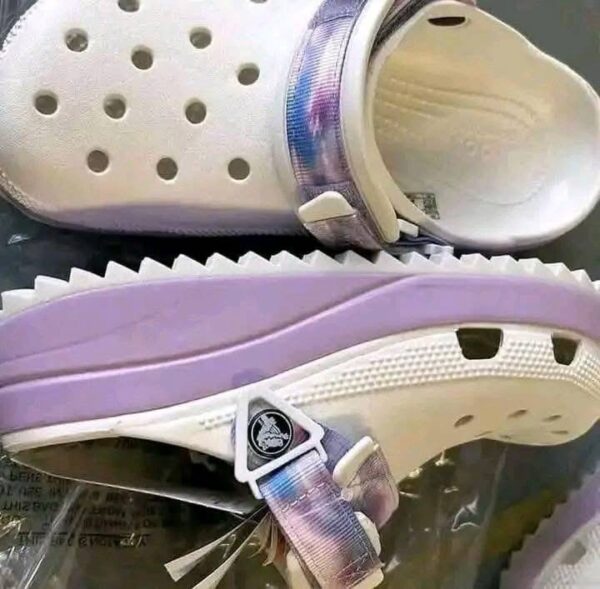 Crocks - Image 5