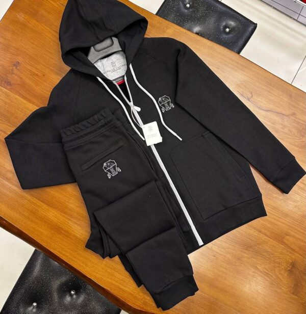 Tracksuits - Image 18