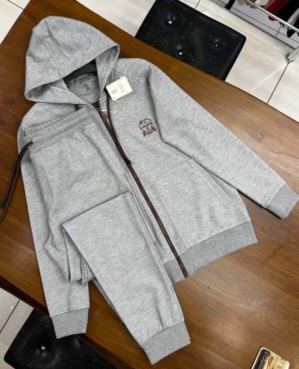 Tracksuits - Image 16