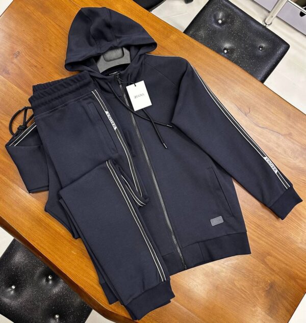 Tracksuits - Image 13