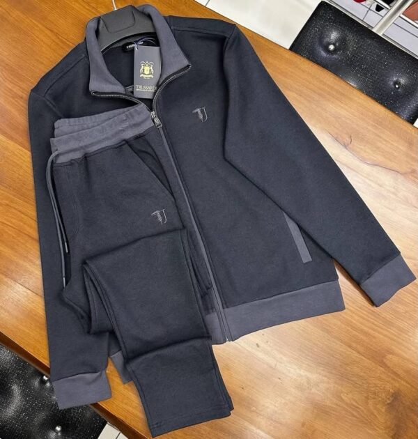 Tracksuits - Image 5