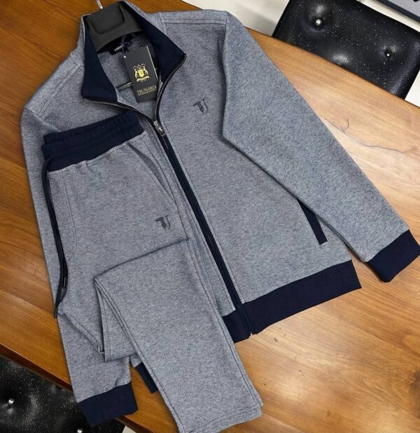 Tracksuits - Image 4