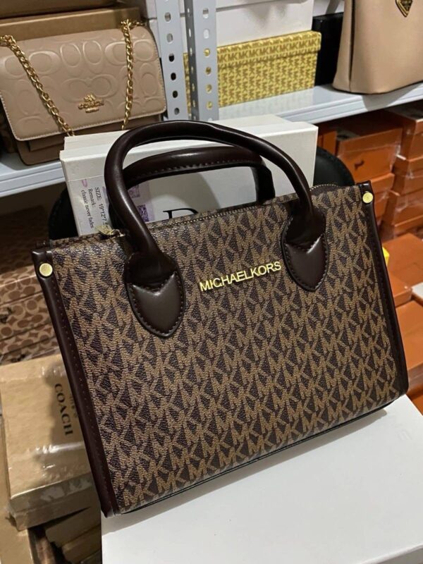Female hand bag - Image 14