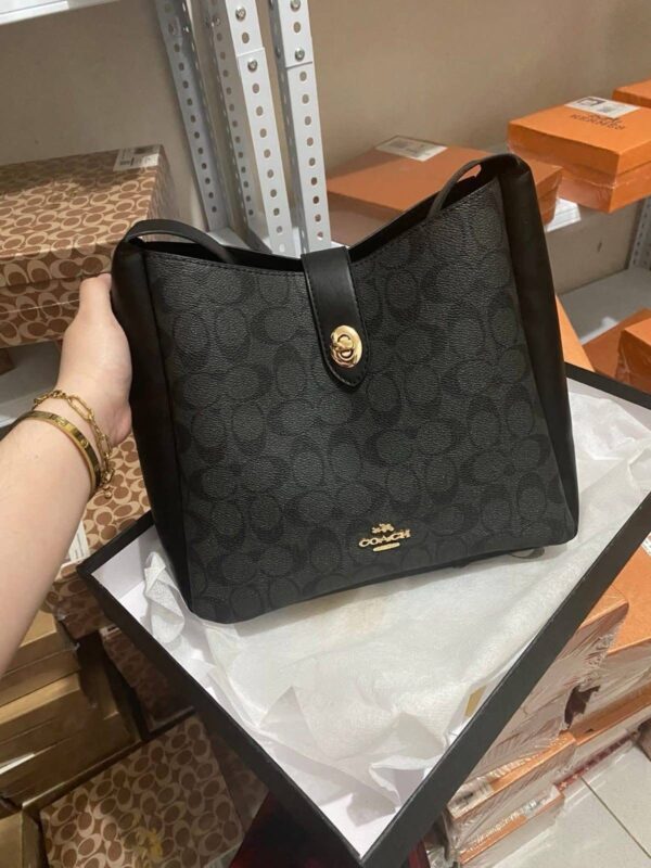 Female hand bag - Image 9
