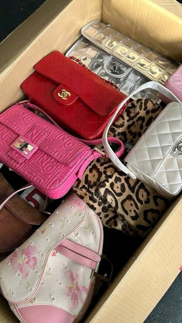 Female hand bag - Image 2